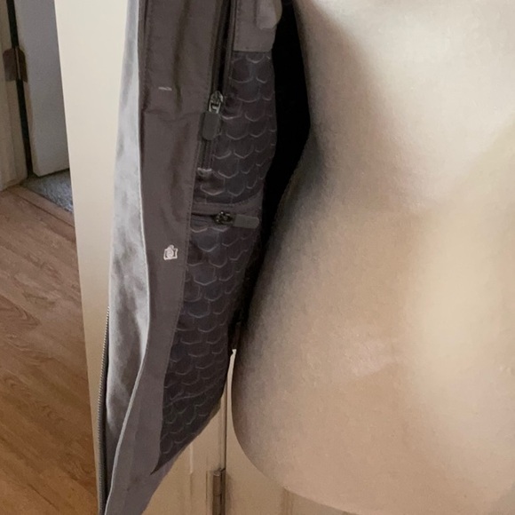 Women's Gray Sleeveless utility  + Jacket - Picture 8 of 14